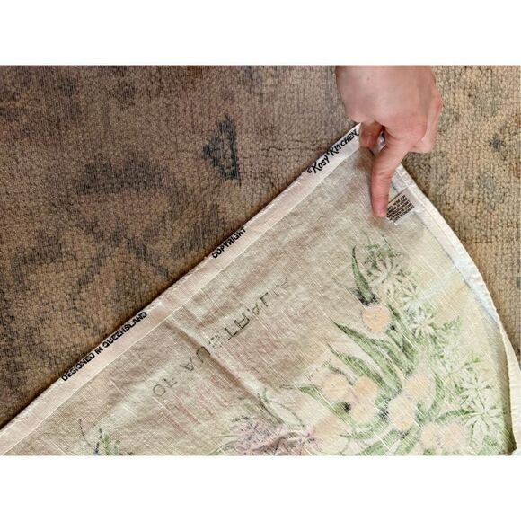 Rosy Kitchen Australian Wildflowers Print Linen Cotton Tea Towel - Picture 4 of 5